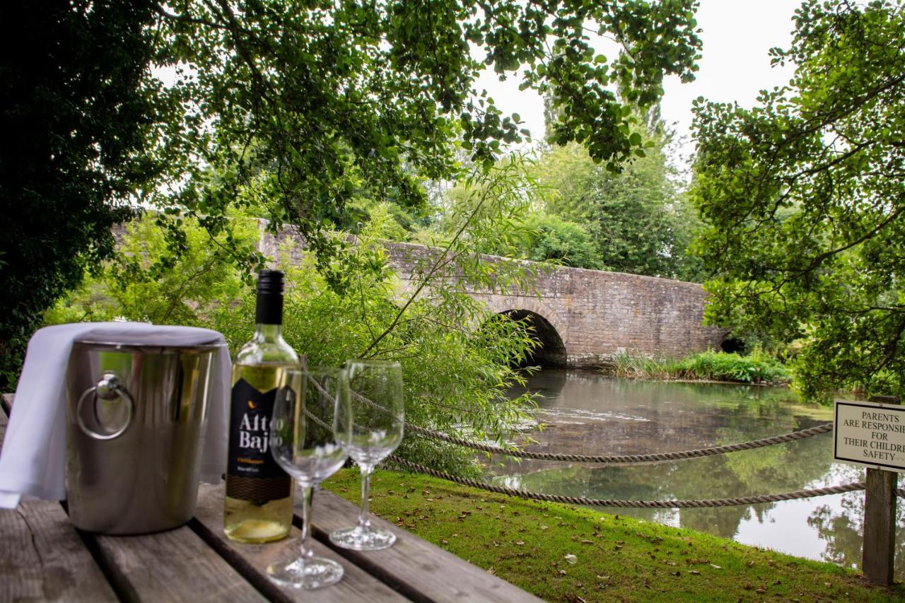 The Lion Hotel Leintwardine Buitenkant foto