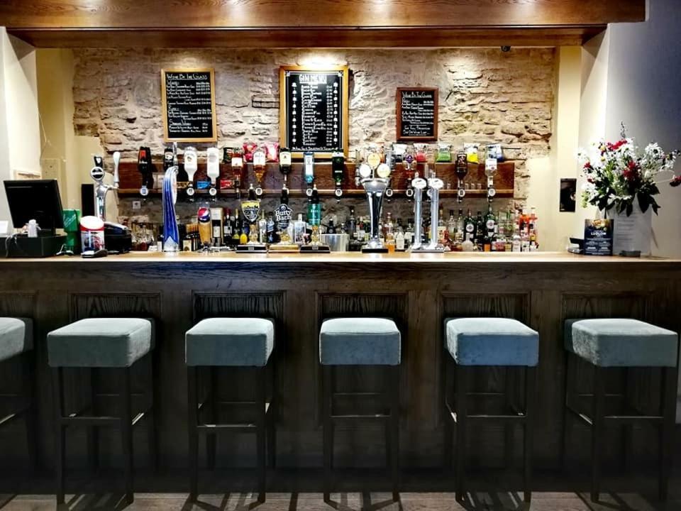The Lion Hotel Leintwardine Buitenkant foto